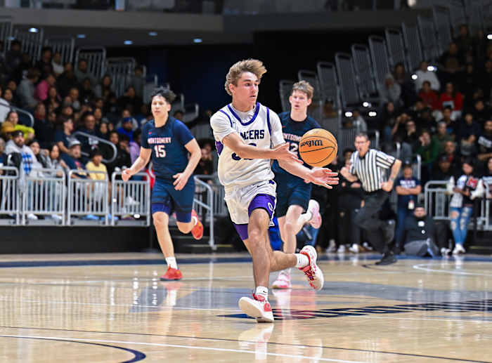 Carlsbad vs. Montgomery, 2:24:24, Justin Fine Carlsbad vs. Montgomery, 2:24:24, Justin FineSBLive 240224-1-23